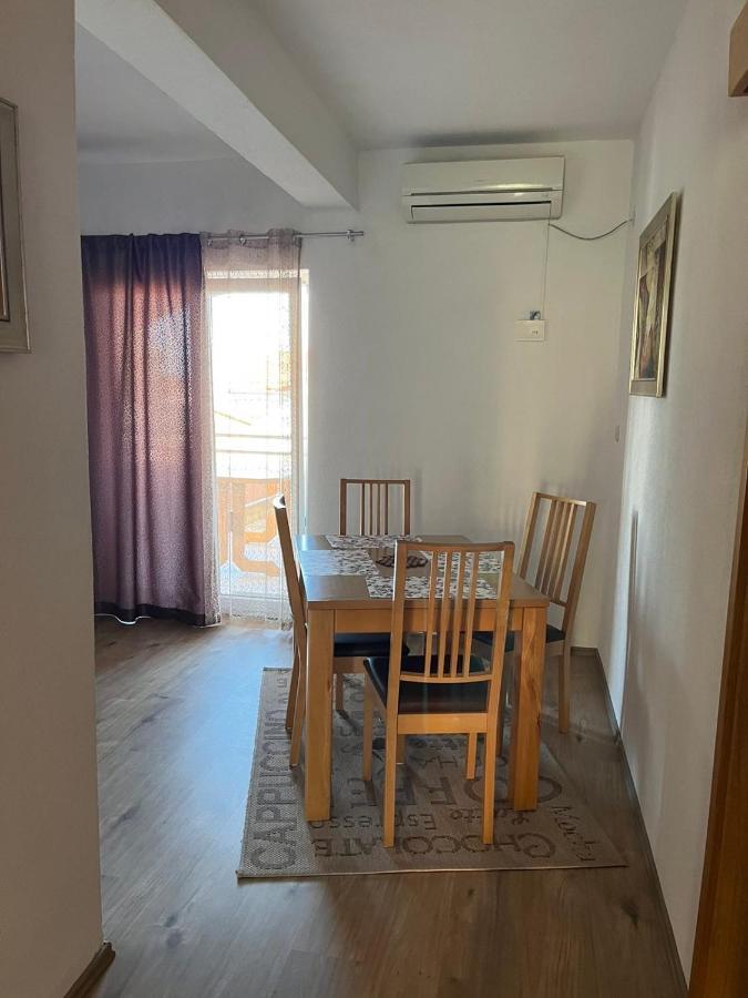 Apartmani Mia Трогир Экстерьер фото